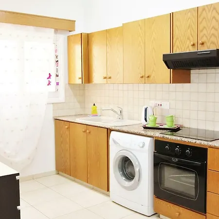 Apartmán Federico 2 Bedroom Larnaca