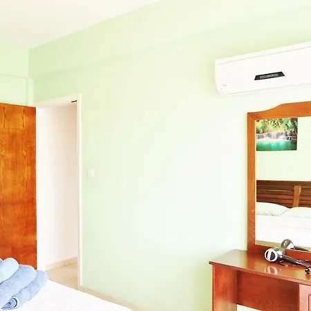 Federico 2 Bedroom Ларнака